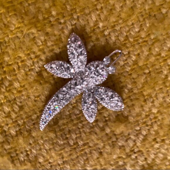 Bundle: 5 Vintage Rhinestone Little Bug Hairpins! - Picture 8 of 16